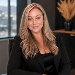 Melissa  Pierce, estate agent
