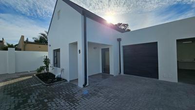 Townhouse For Rent in Velddrif, Velddrif