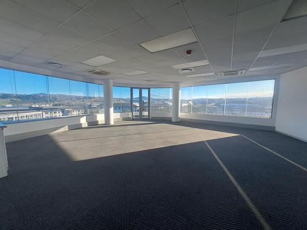 Commercial Property For Rent in Tyger Valley, Bellville